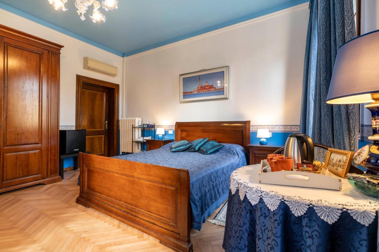 Bed And Breakfast Casa Delle Rose Lido Venezia Lido di Venezia Exterior photo